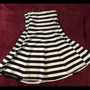 Strapless black and white dress size L